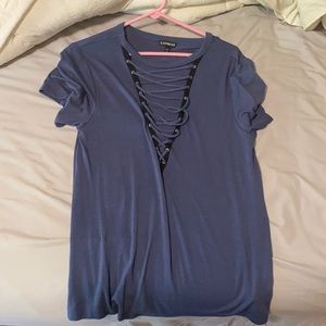 Express low cut tee size S